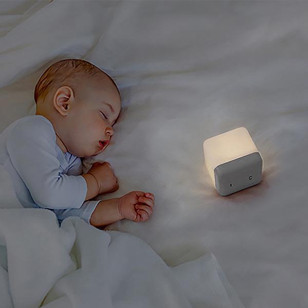 Luz Noturna LED com Sensor de Gravidade e Temporizador